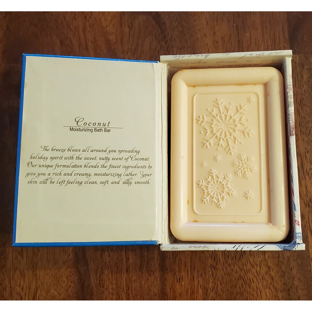 Coconut Moisturizing Bath Bar 12oz Snowflake Embossed Soap in Holiday Gift Box